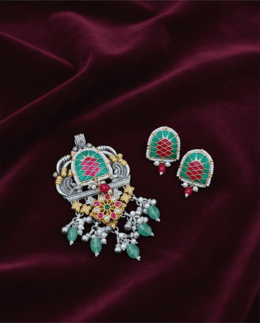 Fusion Pendent