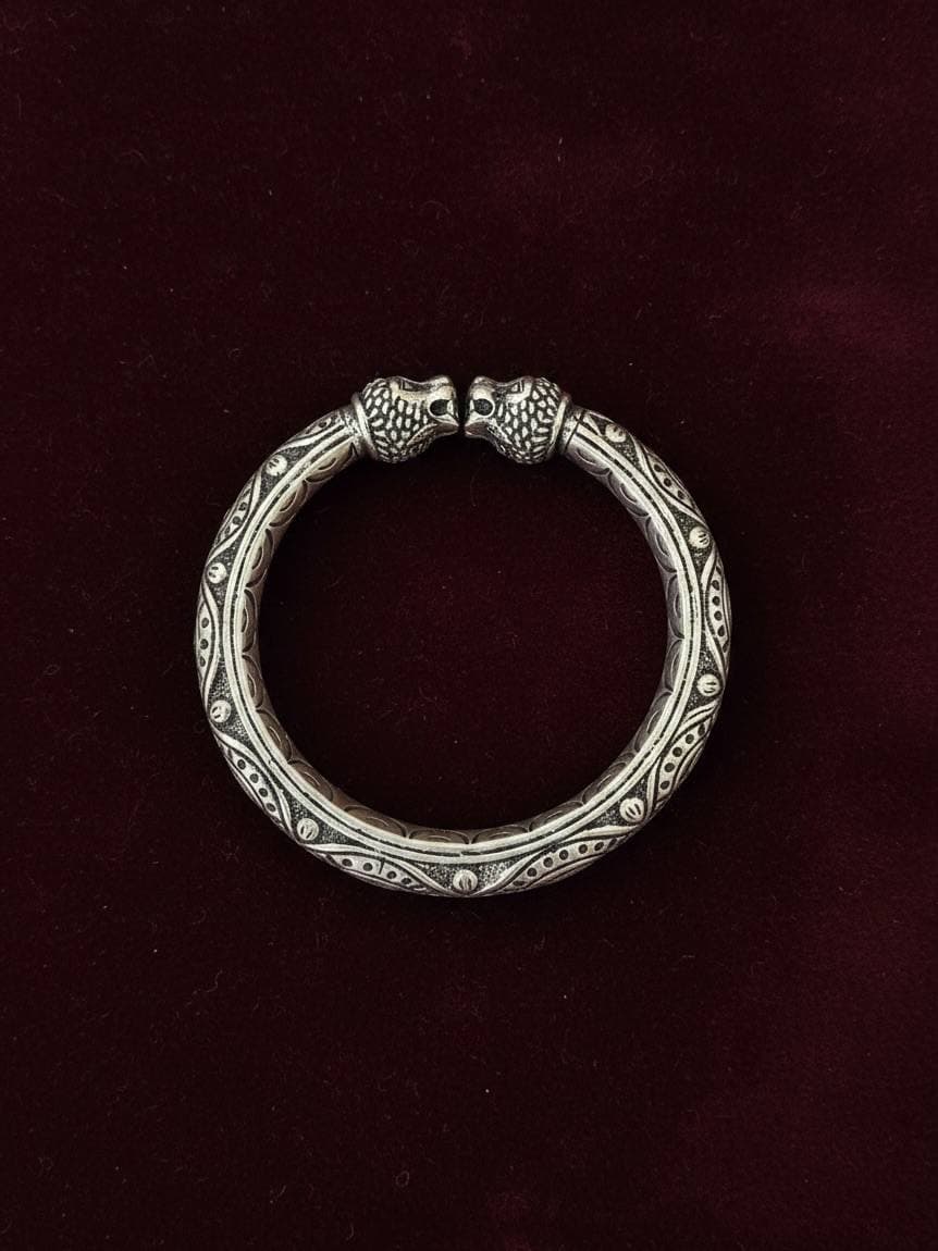 Mens Antique Kada