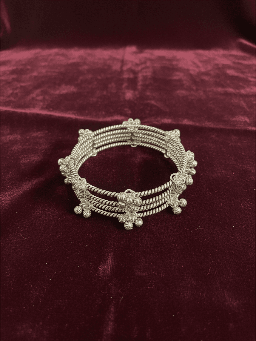 Antique bangle